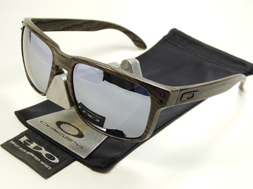 Oakley holbrook woodgrain - holbrook,